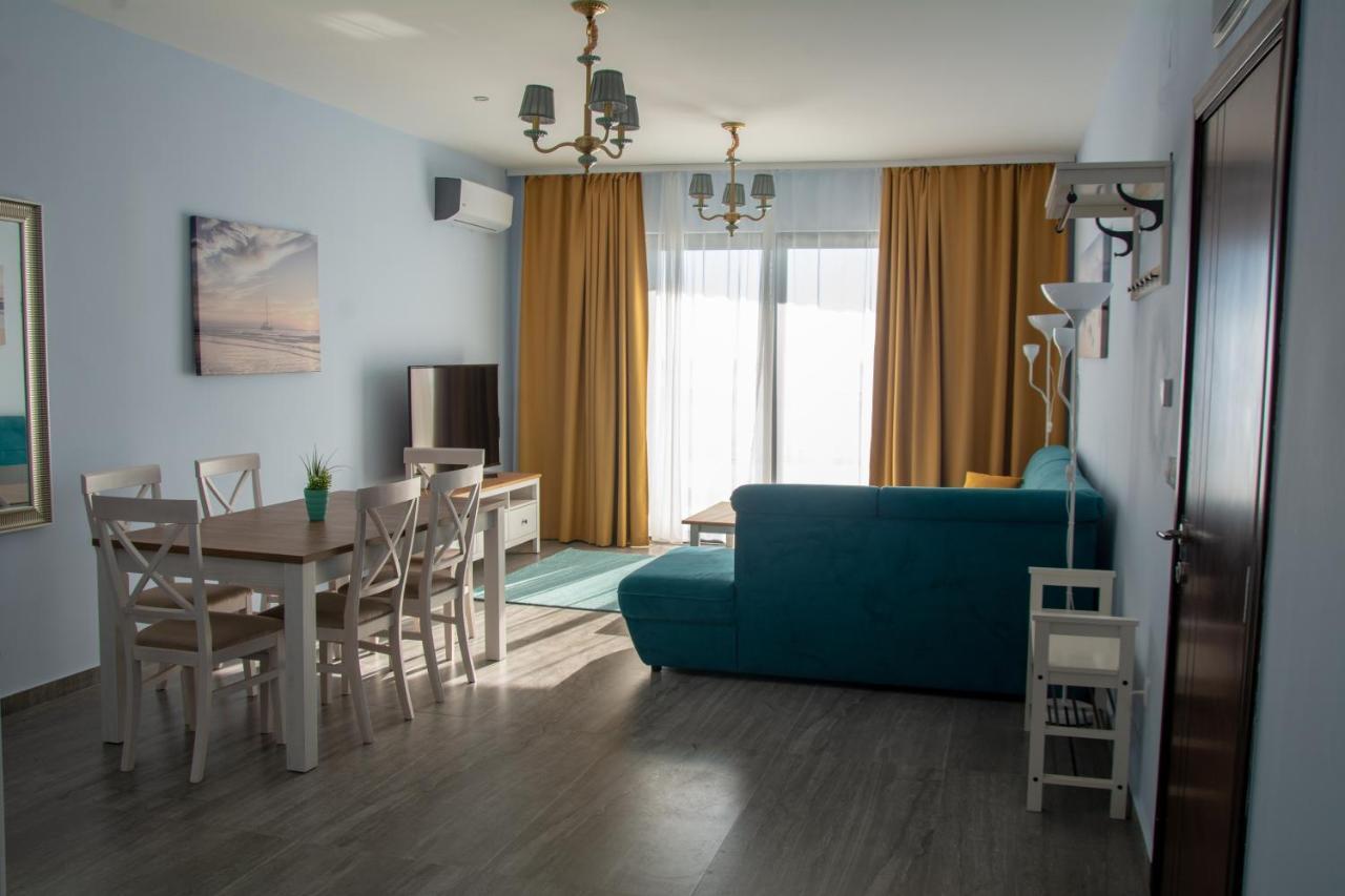 Lux Apartments Pinctada Dobra Voda Ngoại thất bức ảnh