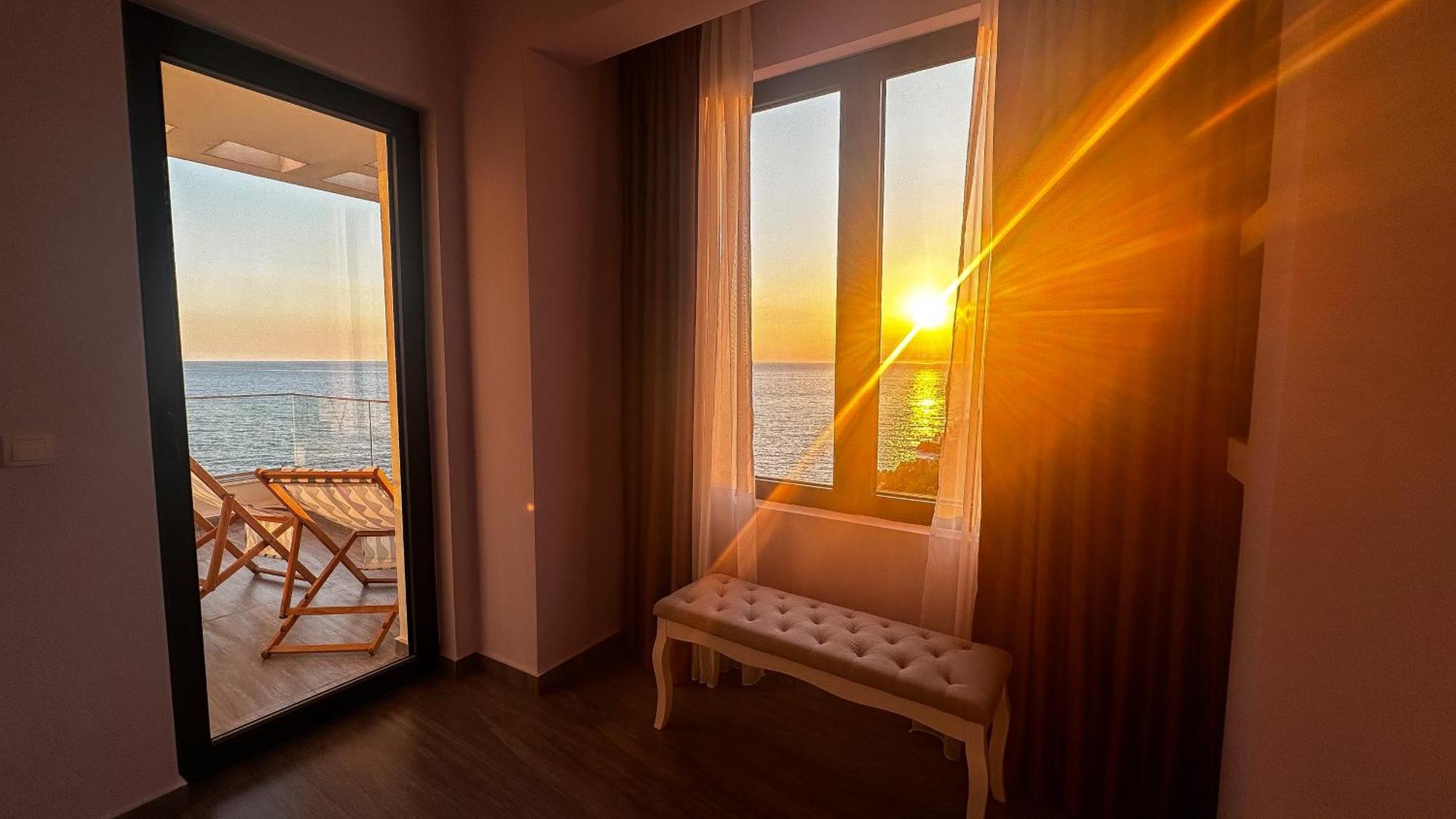 Lux Apartments Pinctada Dobra Voda Ngoại thất bức ảnh