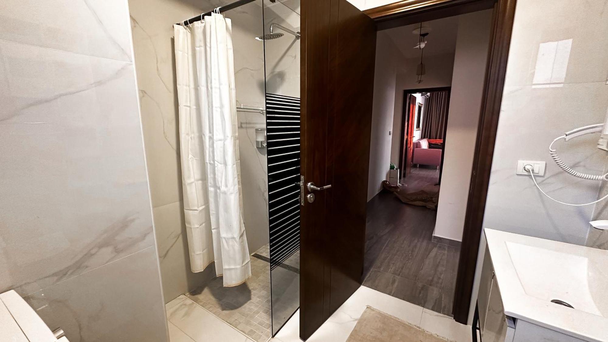 Lux Apartments Pinctada Dobra Voda Ngoại thất bức ảnh